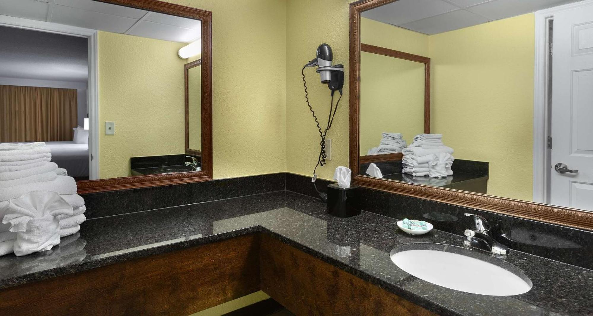 Best Western Ocean Sands Beach Resort North Myrtle Beach Bagian luar foto